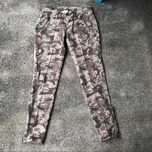 NWOT Sz 6 Old Navy Rockstar Skinny Camo Jeans